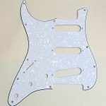 Pickguard - White Pearloid Left Handed Stratocaster Pickguard 3-Ply